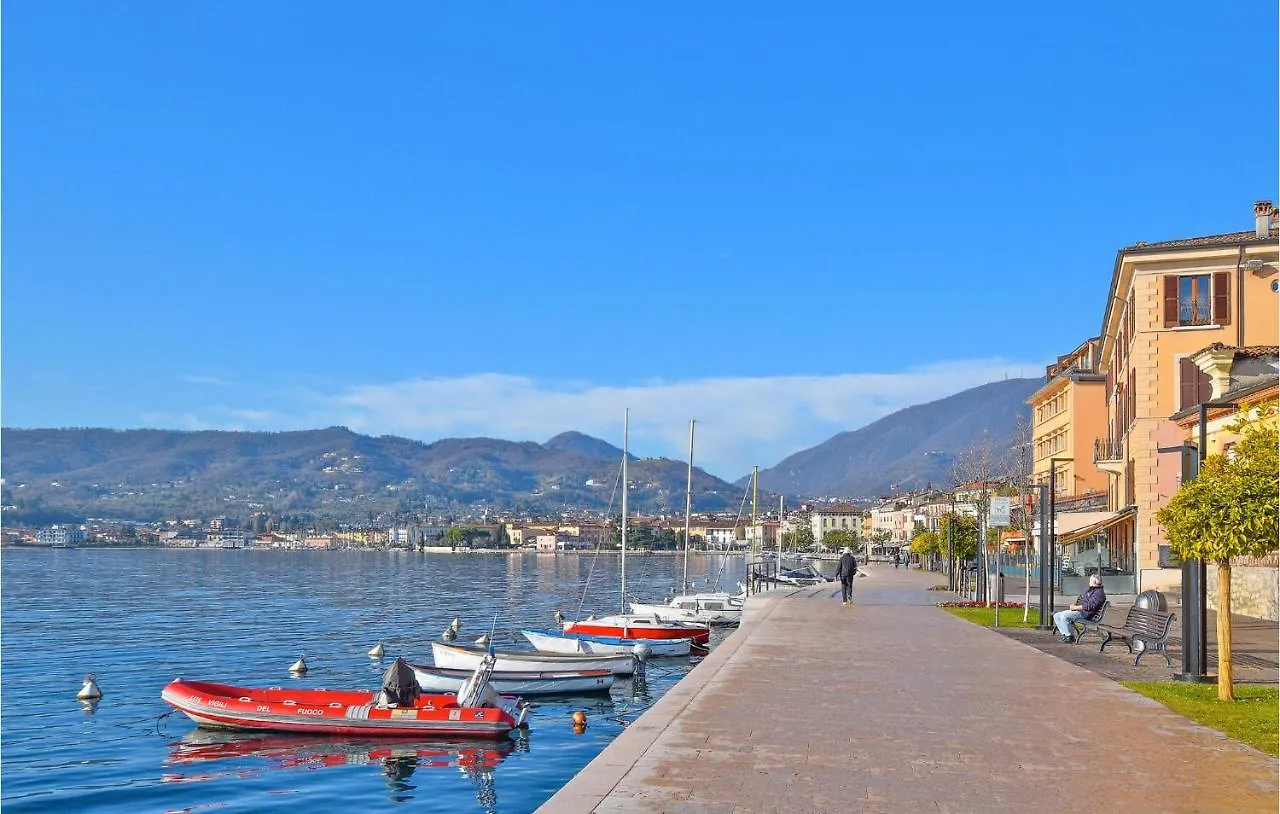 2 Bedroom Cozy Apartment In Toscolano Maderno 0*,