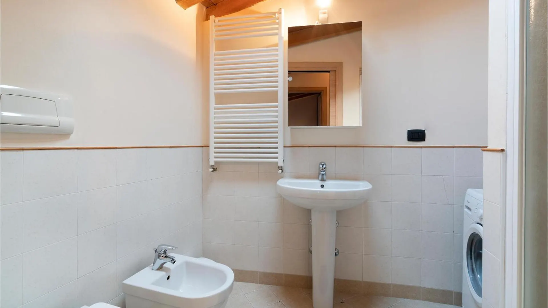 2 Bedroom Cozy Apartment In Toscolano Maderno